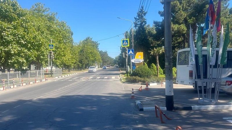 Подросток-самокатчик столкнулся с автобусом в Анапе 