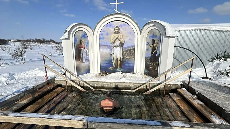 С Крещением Господним поздравил Вениамин Кондратьев православных жителей Кубани