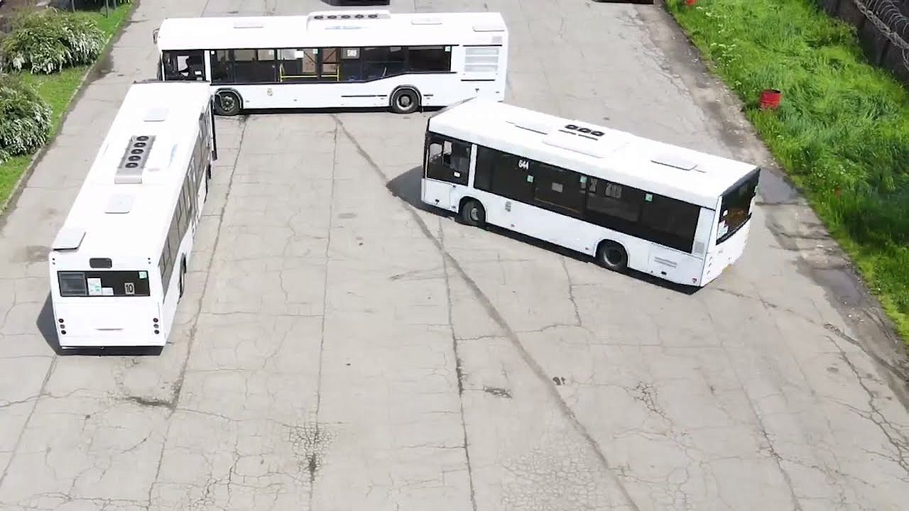 Краснодарские автобусы написали слово «Победа»