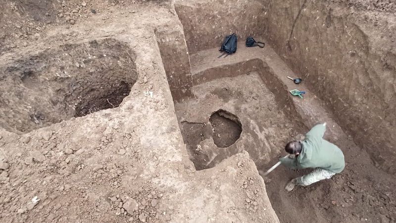 Два древних кургана раскопали в жилом массиве Краснодара. Им около 5 тысяч лет