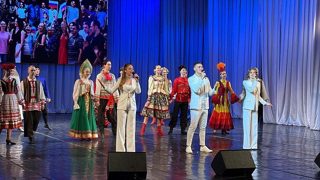 В Краснодаре прошел городской фестиваль национальных культур. Фото: телеканал «Краснодар»