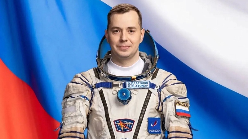 Космонавту Олегу Платонову присвоили звание Героя России за полет на МКС