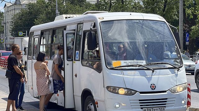 4 автобусных маршрута изменят движение в Краснодаре с понедельника