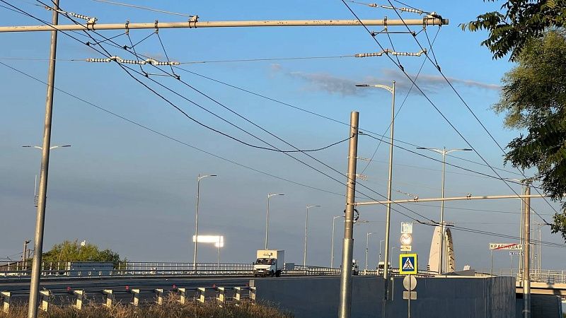 Пенсионер погиб после падения с Яблоновского моста в Краснодаре 