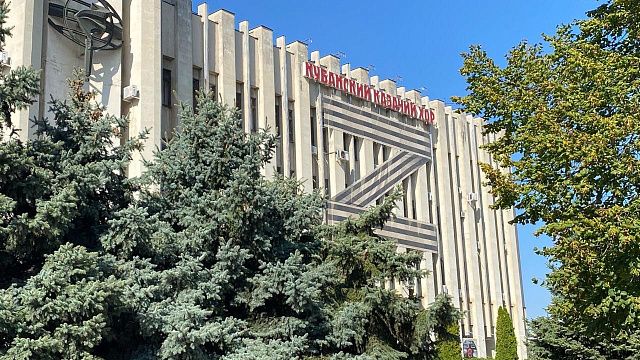 В краснодарском ЦКЗ пройдет бесплатный показ фильма о людях и защитниках Донбасса