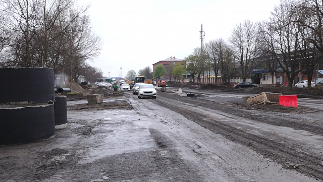 Быстрее намеченного графика: рабочие на 25% выполнили реконструкцию улицы Симферопольской