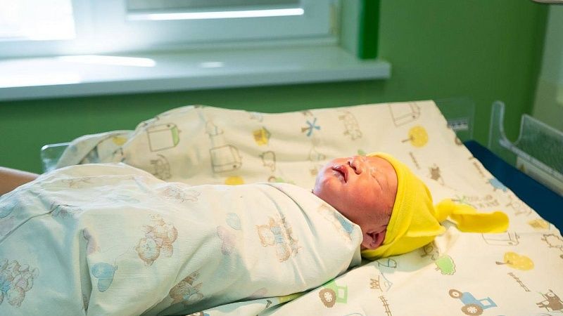 За сутки в Краснодарском крае родились 89 девочек и 108 мальчиков