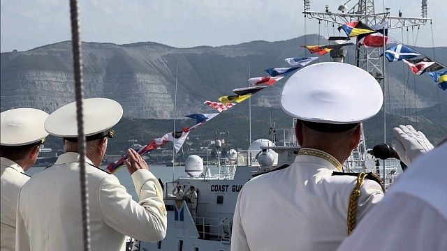 Губернатор поздравил кубанских моряков с Днем ВМФ