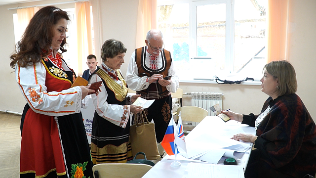 Коренные болгары проголосовали на выборах Президента России Фото: телеканал Краснодар