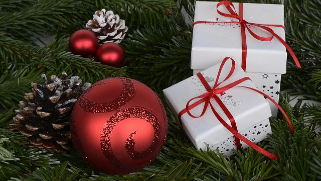 Антирейтинг новогодних подарков: россияне назвали самые неудачные сюрпризы к празднику