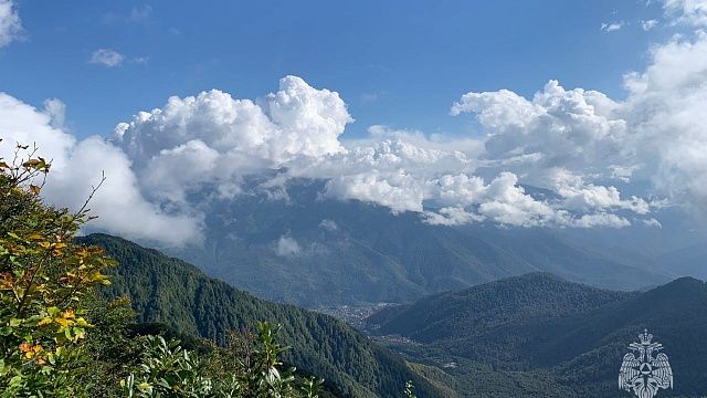 Спустя неделю пропавшего в горах альпиниста нашли живым в Сочи