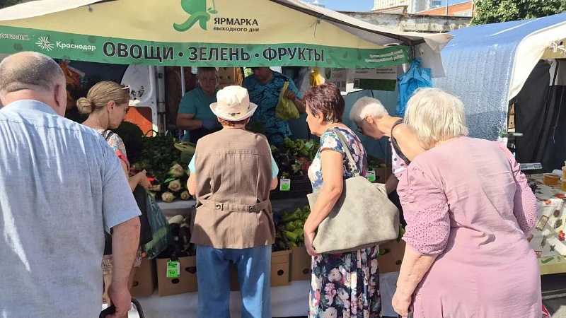 Персики и нектарины будут продавать на четырех ярмарках выходного дня в Краснодаре