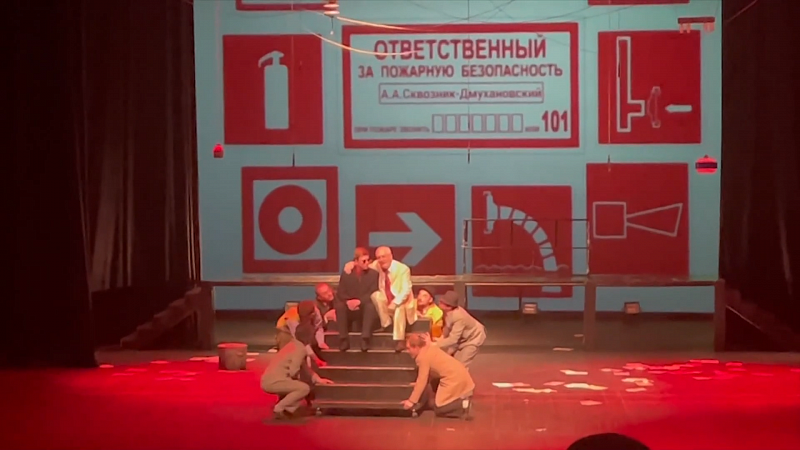 Артисты Луганского драматического театра выступили в Краснодаре и собираются в соседние регионы