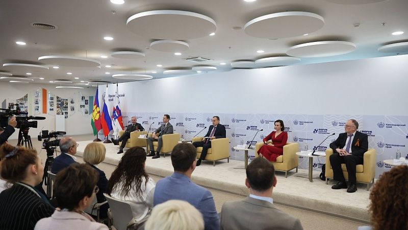 Кондратьев на форуме в Сочи отметил укрепление медиаотрасли Краснодарского края
