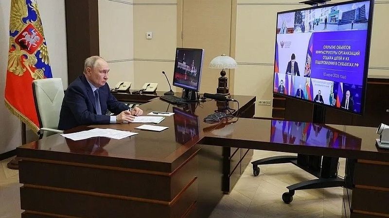 Владимир Путин по видеосвязи запустил два новых детских центра на Кубани