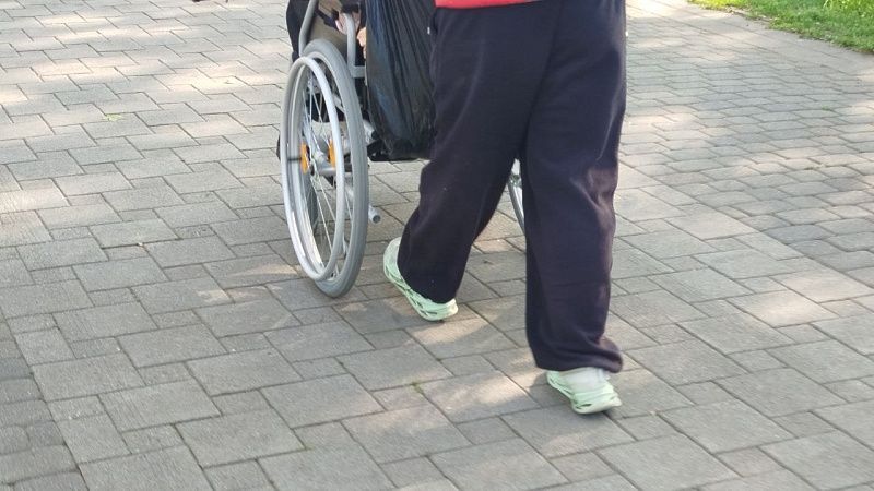 Передвигавшегося на инвалидной коляске украинца убили в Германии