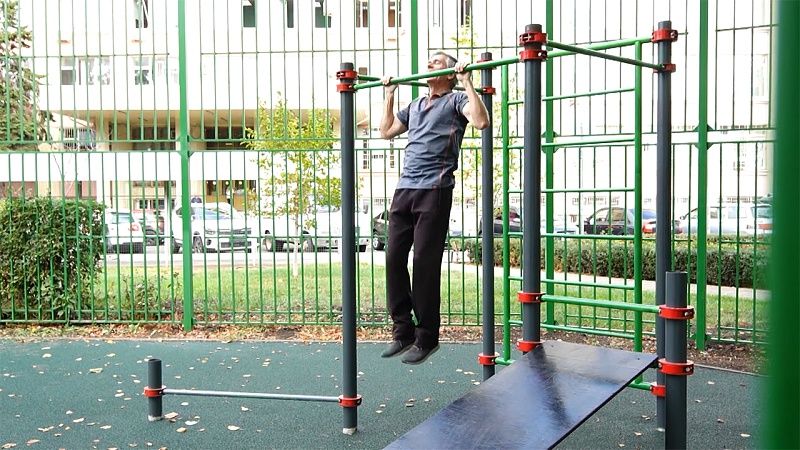 Строящиеся спортплощадки, инклюзивные кинопоказы. Новости 10 сентября.