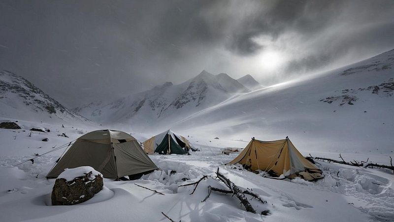 Мужчина застрял в пещере, увидел ангелов и демонов и умер