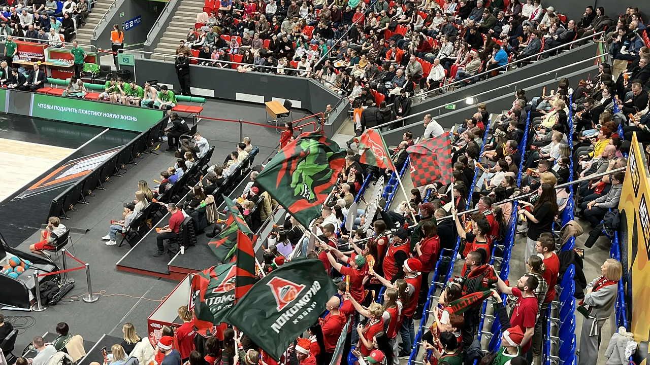 Общество «Локомотив» и БК «Локомотив-Кубань» с юбилеями поздравил Кондратьев