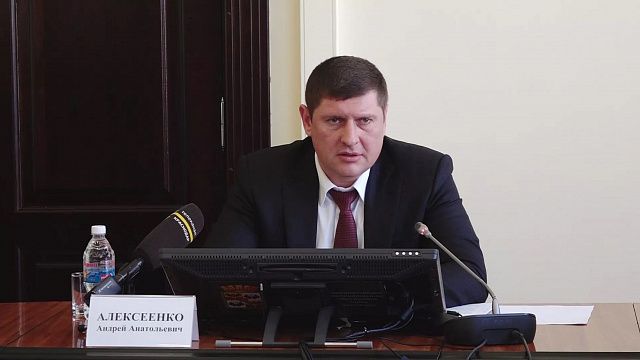 «Бить по рукам спекулянтов»: глава Краснодара дал поручения на совещании Антикризисной комиссии