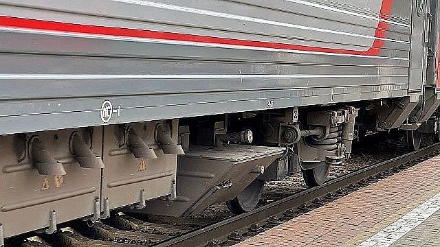 Три вагона с пропан-бутаном сошли с рельсов в Оренбургской области