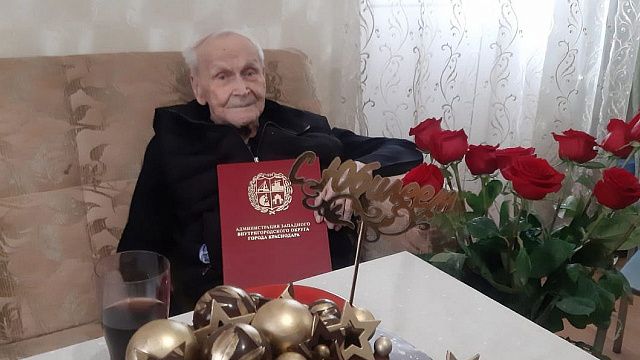 Ветеран Великой Отечественной войны Николай Легков отмечает 100-летие