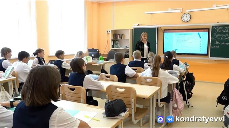 Вениамин Кондратьев поздравил с праздником учителей Кубани
