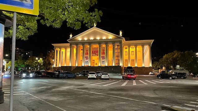 Около 3,5 млрд рублей выделили на ремонт Зимнего театра в Сочи