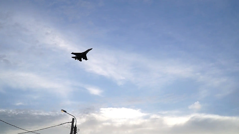 В сети показали американский истребитель F-4 Phantom II в укрытии в Иране