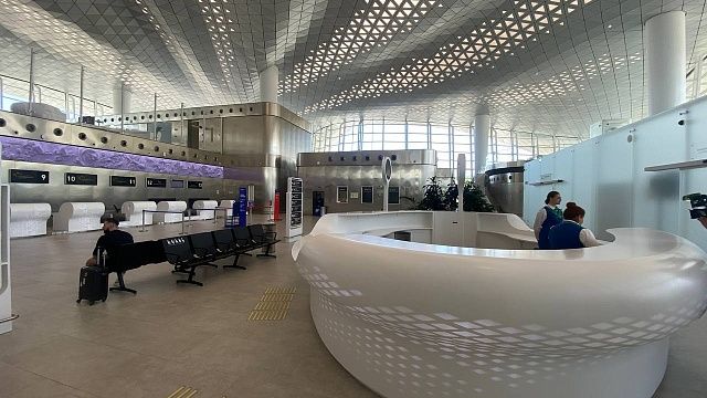 Туристы поделились мнениями о новом аэропорте Геленджика