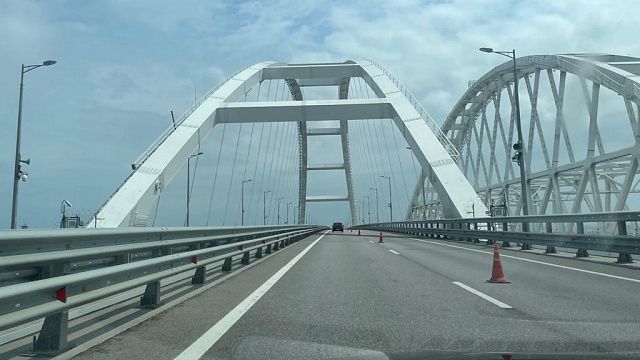 FAQ по Крымскому мосту: как быстрее проехать, какие документы нужны, что нельзя провозить?