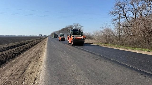 С опережением графика идет ремонт дороги Армавир – Курганинск