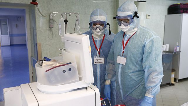 На аппаратах ИВЛ в ковидных госпиталях Кубани находятся 3 человека. Фото: Геннадий Аносов