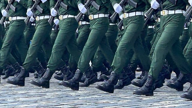 Путин сменил должность главкому Сухопутных войск РФ Олегу Салюкову