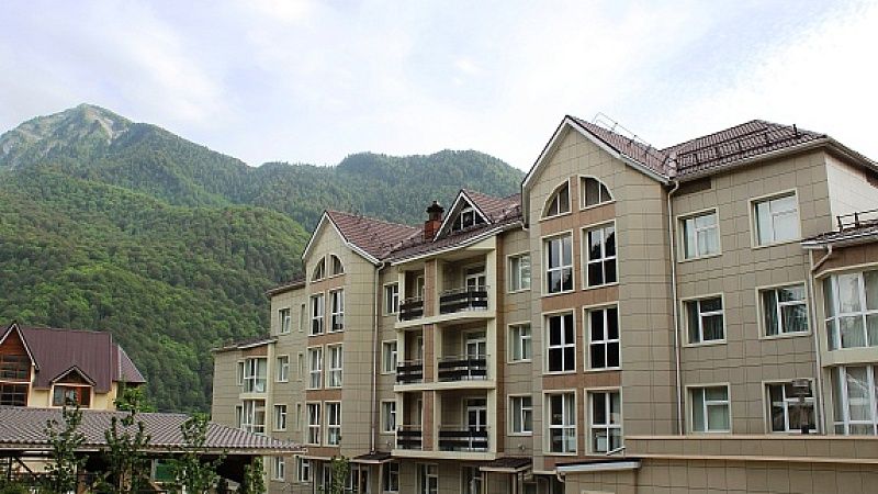 Вековой юбилей отметила краснополянская больница в Сочи