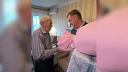 Евгений Наумов и Вера Галушко поздравили 100-летнего ветерана с Новым годом