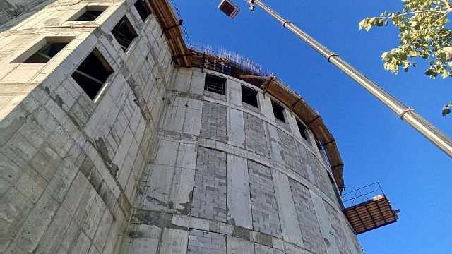 Трое рабочих погибли при обрушении лесов на стройке музея в Бурятии