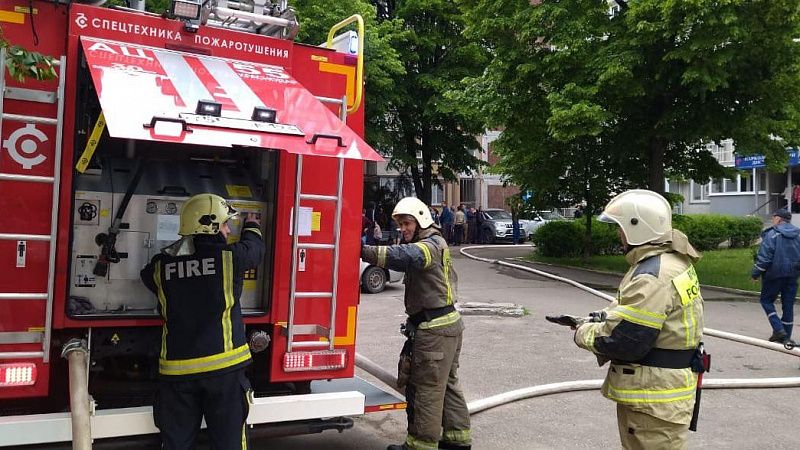 В Краснодаре из дома на улице Тюляева эвакуировали 164 человека из-за пожара