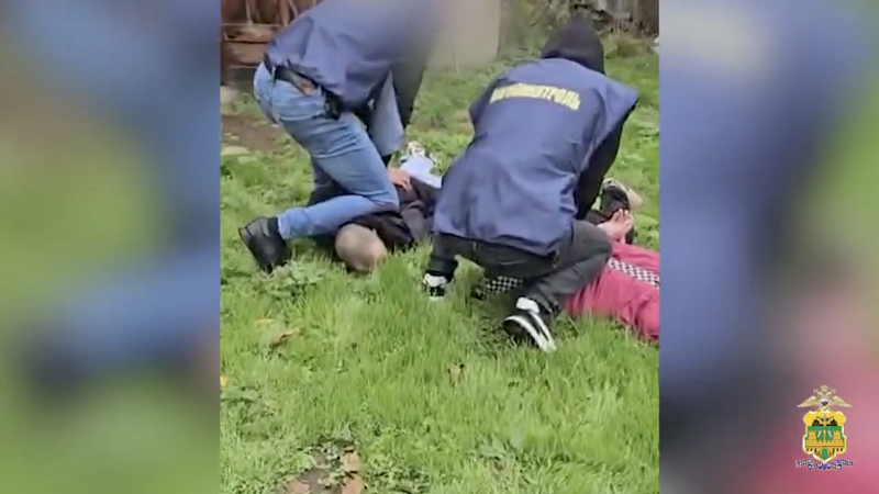 Нарколабораторию в вагоне-бытовке с 7,2 кг мефедрона ликвидировали на Кубани