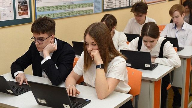 Кубанских школьников и студентов колледжей обучат программированию по нацпроекту. Фото: пресс-служба администрации Краснодарского края