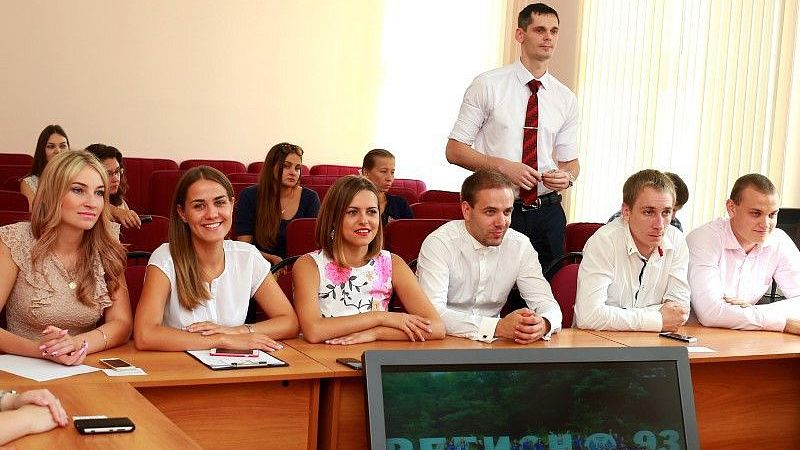 Команда Департамента образования администрации Краснодара вышла в полуфинал конкурса «Флагманы образования. Муниципалитет»