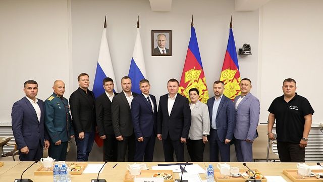 Евгений Пергун встретился с ветеранами СВО — участниками проекта «Герои Кубани»