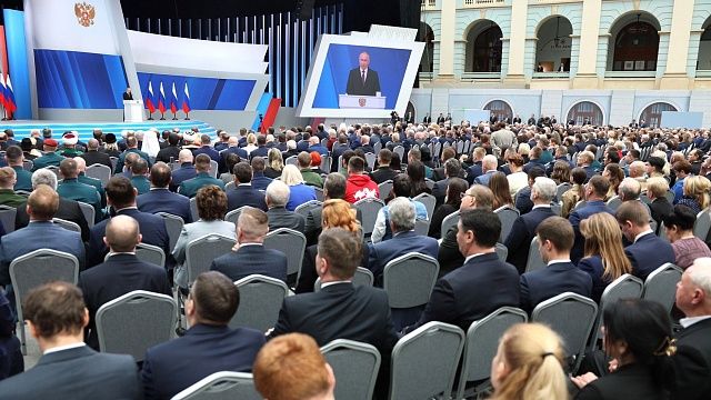 Путин отметил возрастающий вклад малого и среднего бизнеса в отечественную экономику. Фото: kremlin.ru