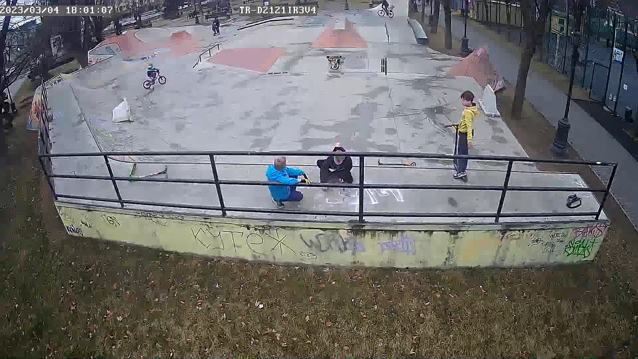 В Краснодаре юные граффитисты разрисовали скейт-парк. Фото: ЕДДС Краснодара