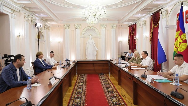 Кондратьев и Масляков обсудили будущее КВН на Кубани