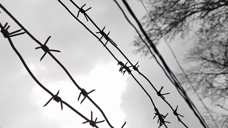 Осужденный на 17 лет экс-замглавы Генштаба Арсланов попросился на СВО   