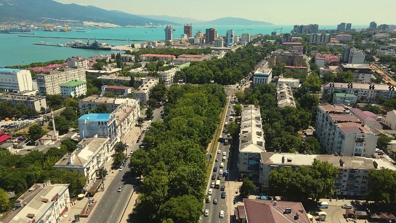 Обломки БПЛА повредили три резервуара зернового терминала в Новороссийске 