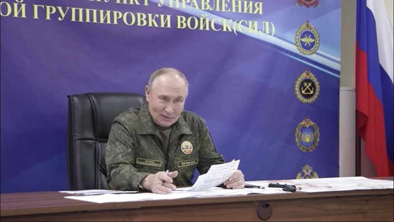 Военный блогер Condottiero объяснил, что означает новая форма Владимира Путина