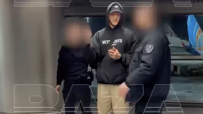 Появилось видео задержания Нурлана Сабурова в аэропорту Внуково 6 февраля