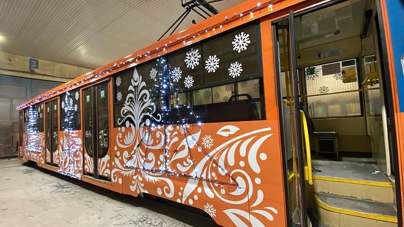 Новогодний общественный транспорт выйдет на линии 10 декабря в Краснодаре